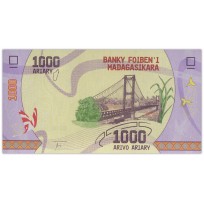 Банкнота Мадагаскар 1000 ариари 2017