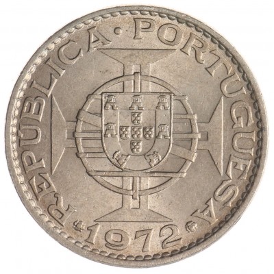 Монета Макао 50 аво 1972