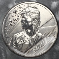 Монета Великобритания 5 фунтов 2020 Легенды Музыки - Дэвид Боуи