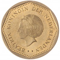 Монета Нидерландские Антильские острова 2 1/2 гульдена 1990