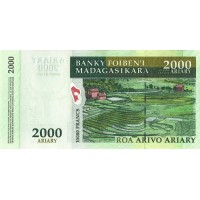 Банкнота Мадагаскар 2000 ариари 2003