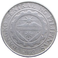 Монета Филиппины 1 песо 2002