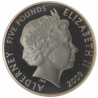 Монета Олдерни 5 фунтов 2009 50 лет первому мини куперу